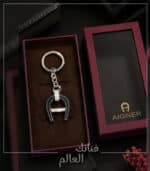⁦ميدالية AIGNER الفاخرة – تصميم حدوة الحصان بكريستالات سواروفسكي الأصلية⁩ - الصورة ⁦2⁩