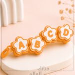 تعليقة نجوم اسم للشنط والمفاتيح | عربي أو إنجليزي أزرار قابلة للضغط